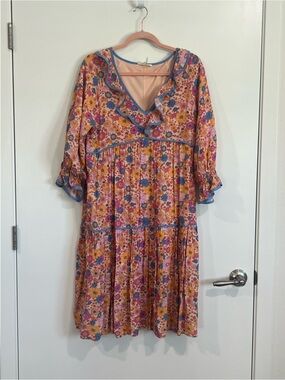 Entro size medium floral dress midi length 3/4 sleeves